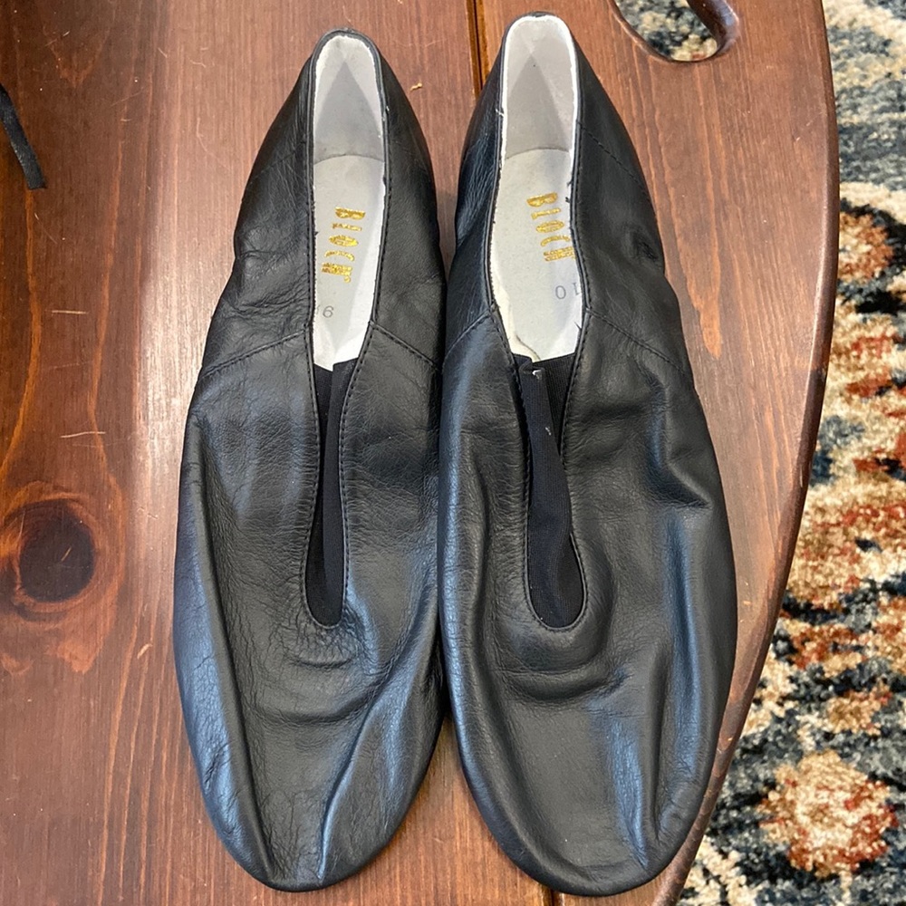 Bloch Jazz Shoes - Slip On NEW R: 9 1/2 & L: 10